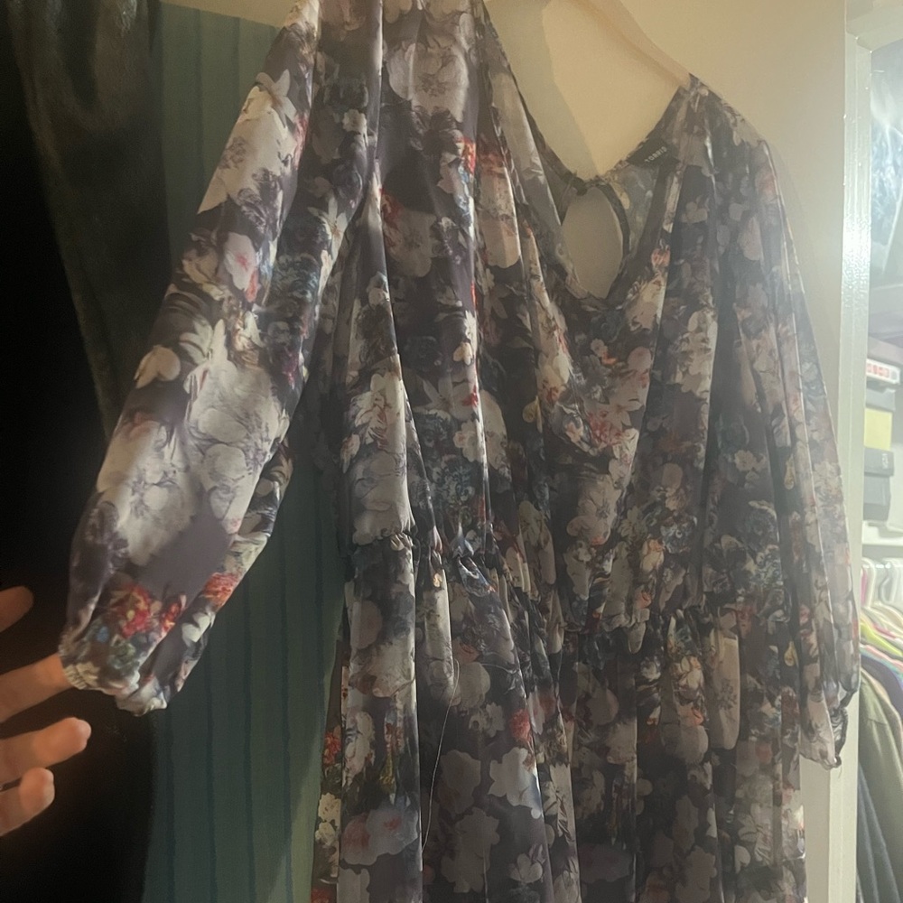 sheer floral patterned peplum top